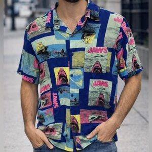 JAWS Button Down Shirt Small Rayon Movie Print Retro Camp Shirt